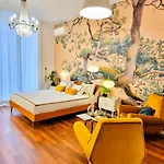 郎格玛尔那不勒斯树旅馆 4*