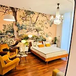 郎格玛尔那不勒斯树旅馆 4* 那不勒斯