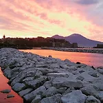 郎格玛尔那不勒斯树旅馆 那不勒斯