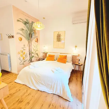 Tree - Lungomare Guest house Naples