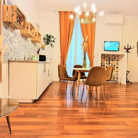 Tree - Lungomare Casa de hóspedes