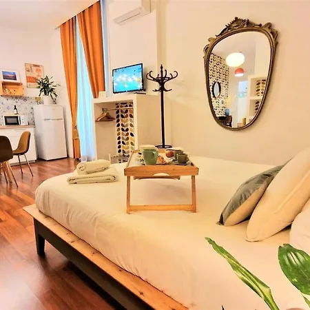 Affittacamere Tree - Lungomare 2*
