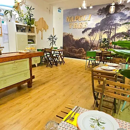 Tree - Lungomare Гостевой дом Неаполь