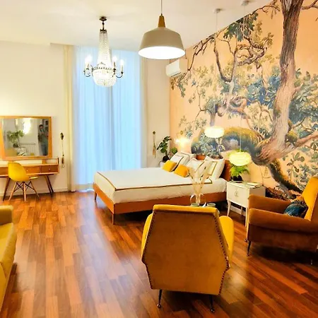 Guest house Tree - Lungomare Naples