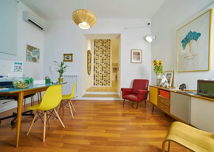 Tree - Lungomare ゲストハウス ナポリ