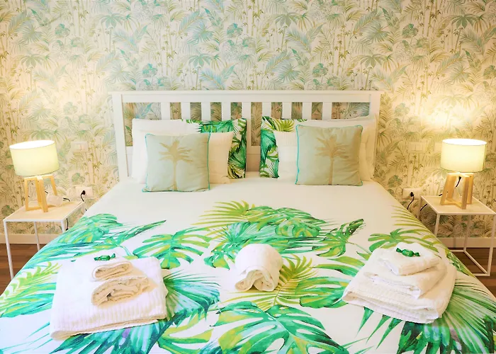 Tree - Lungomare ゲストハウス