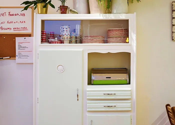 Tree - Lungomare ゲストハウス ナポリ