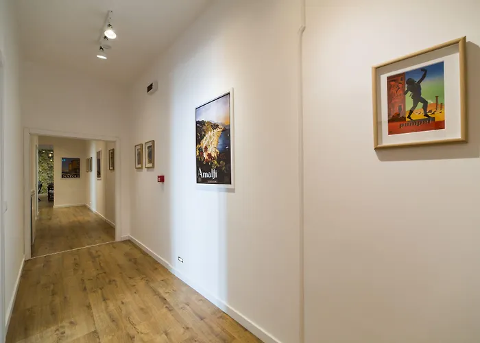 ゲストハウス Tree - Lungomare 4*