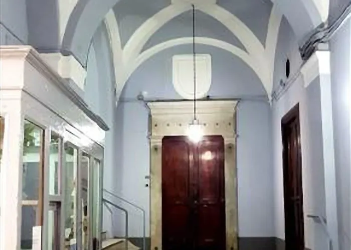 Tree - Lungomare 4* ナポリ