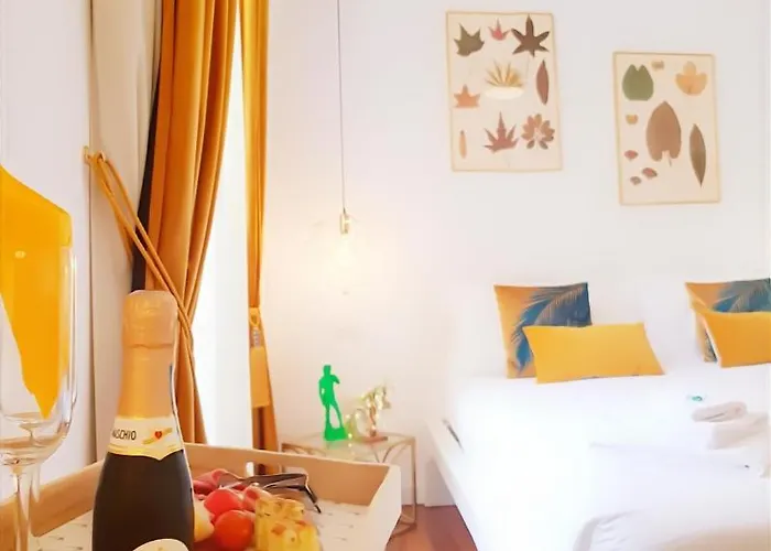 Tree - Lungomare ナポリ