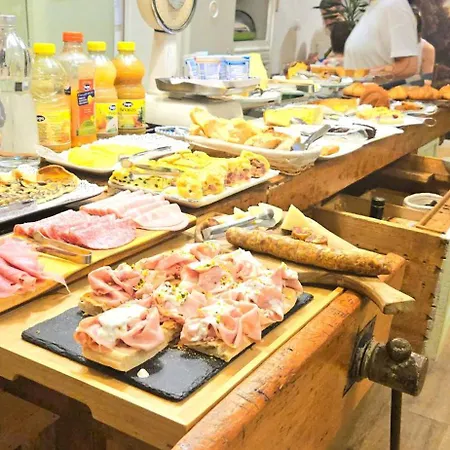 Tree - Lungomare Pensjonat 4*