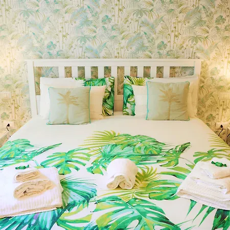 Tree - Lungomare Konukevi